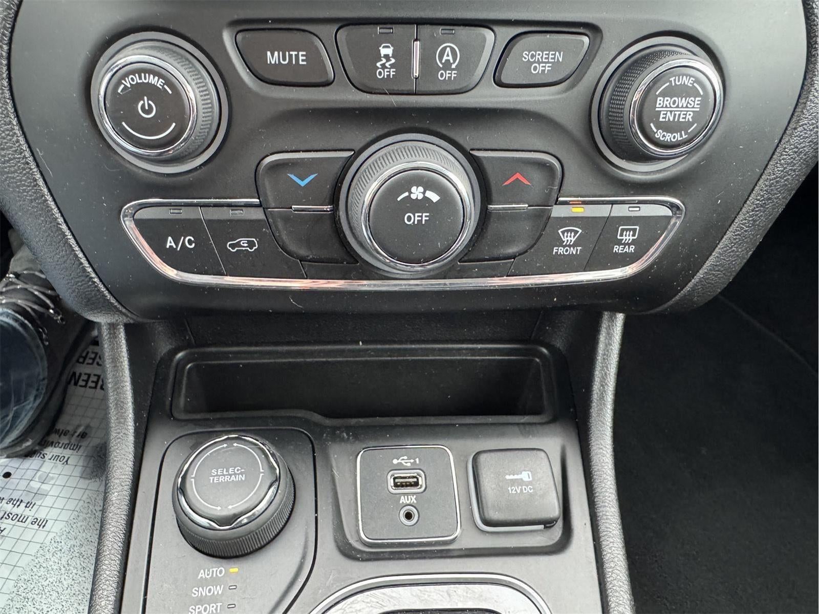 2021 Jeep Cherokee Altitude