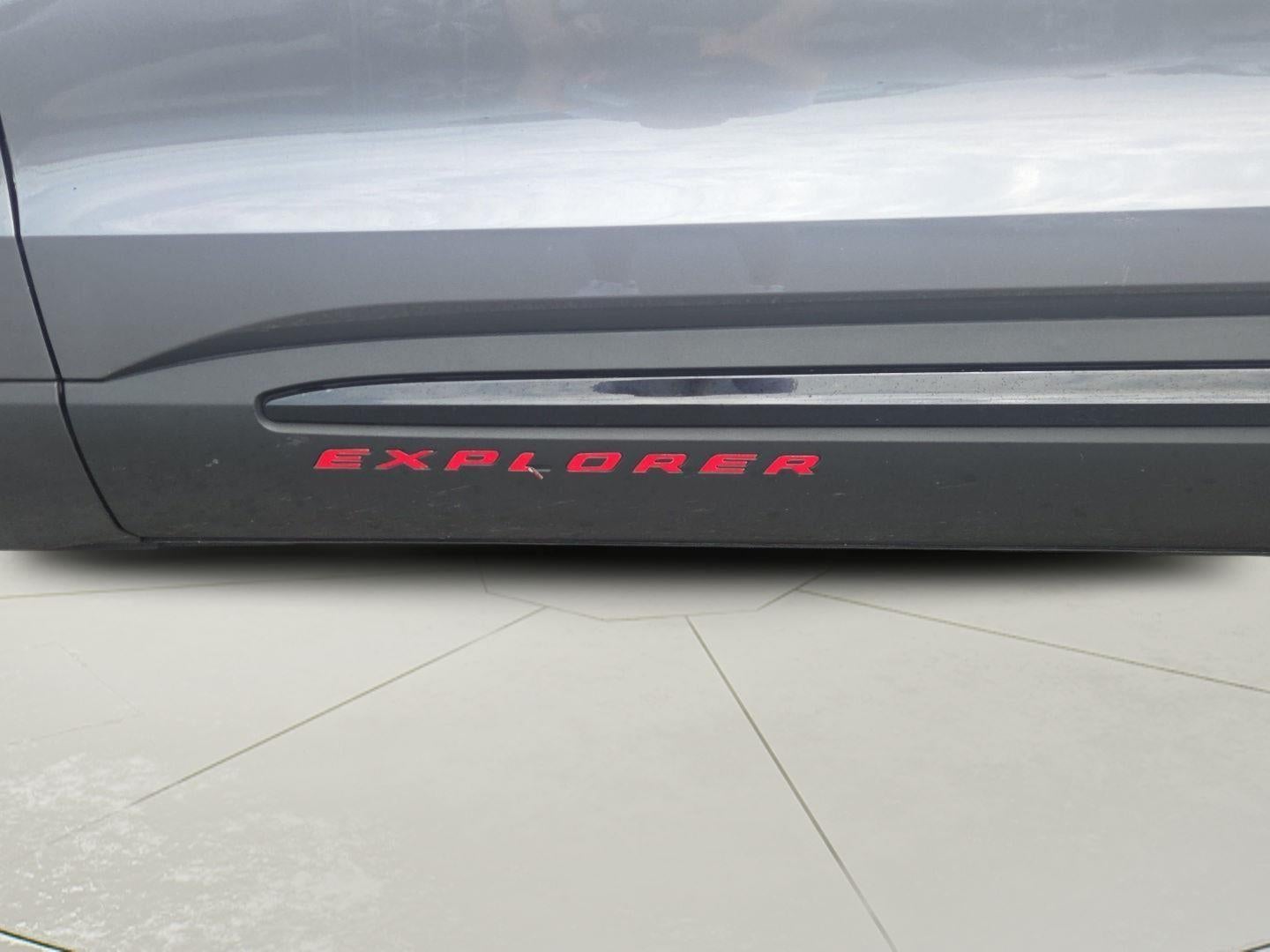 2021 Ford Explorer ST