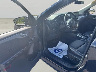 2025 Ford Escape Platinum
