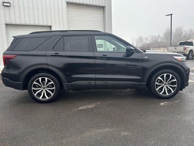 2022 Ford Explorer ST-Line 4WD
