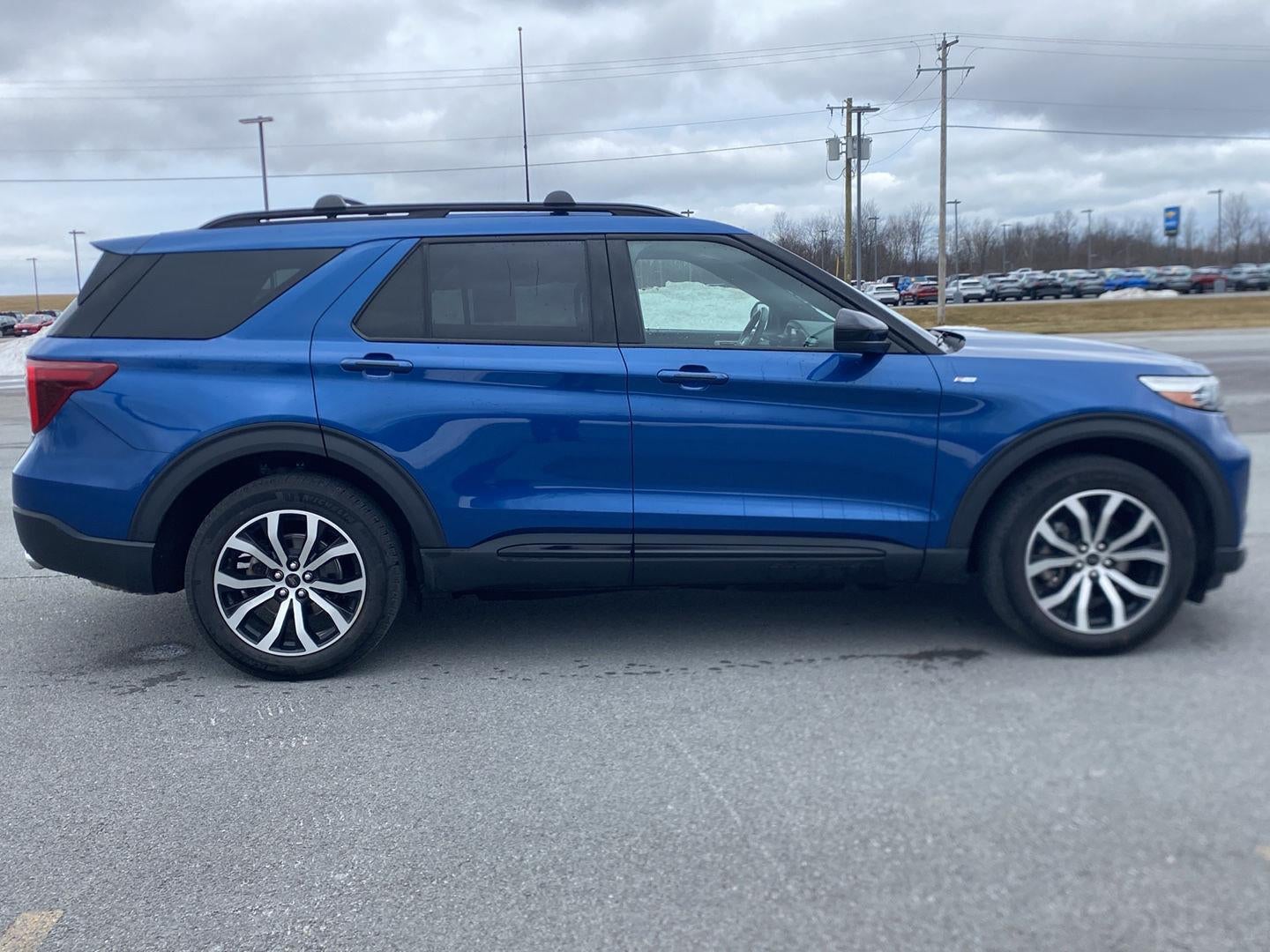 2023 Ford Explorer ST-Line