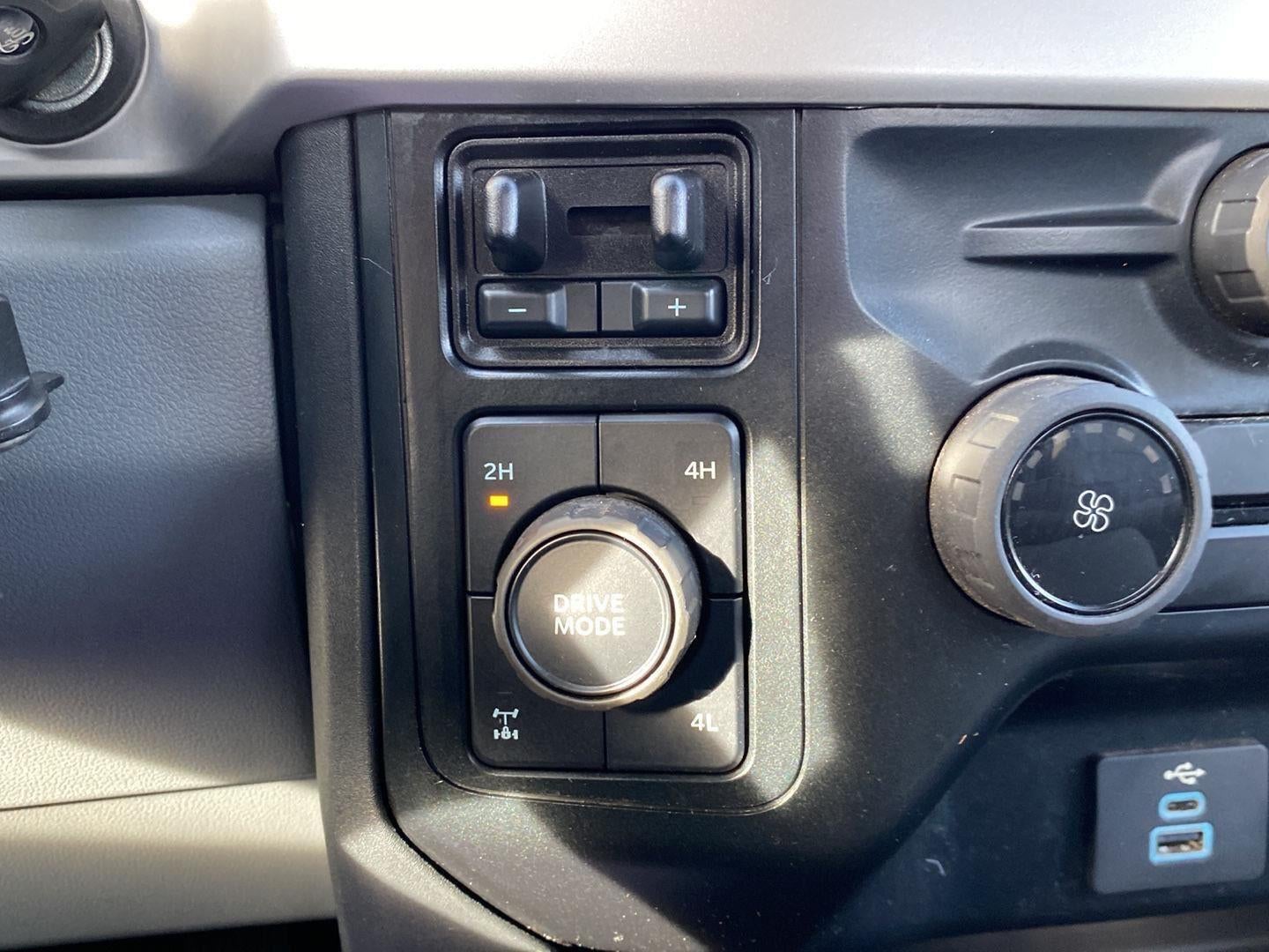 2024 Ford Super Duty F-250 XLT