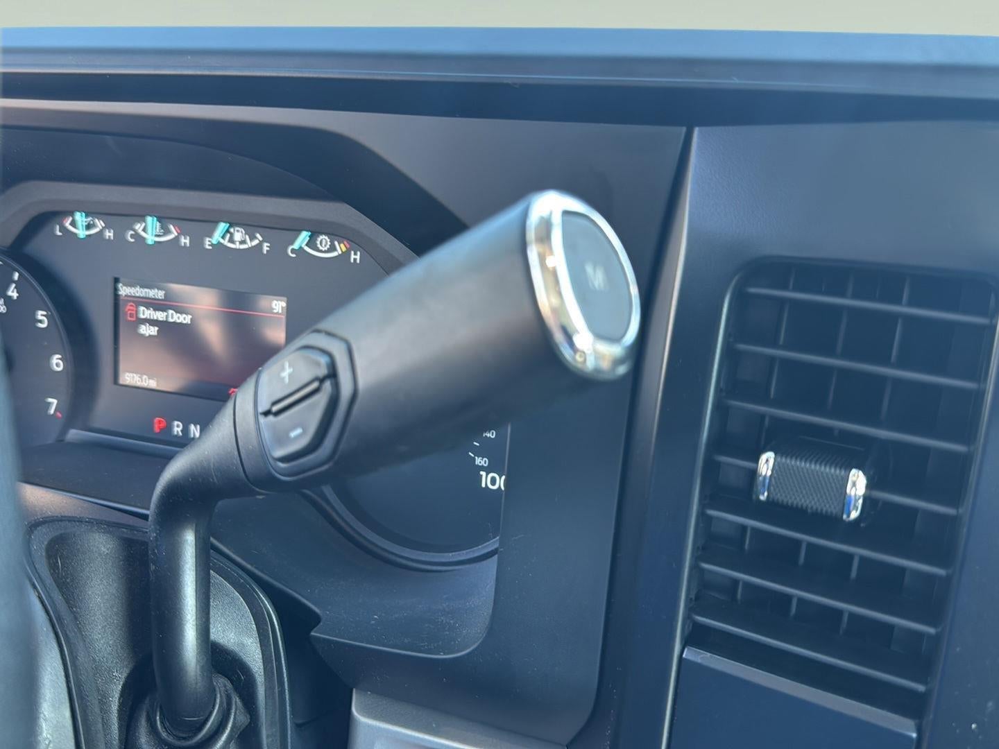 2025 Ford Super Duty F-350 SRW XL