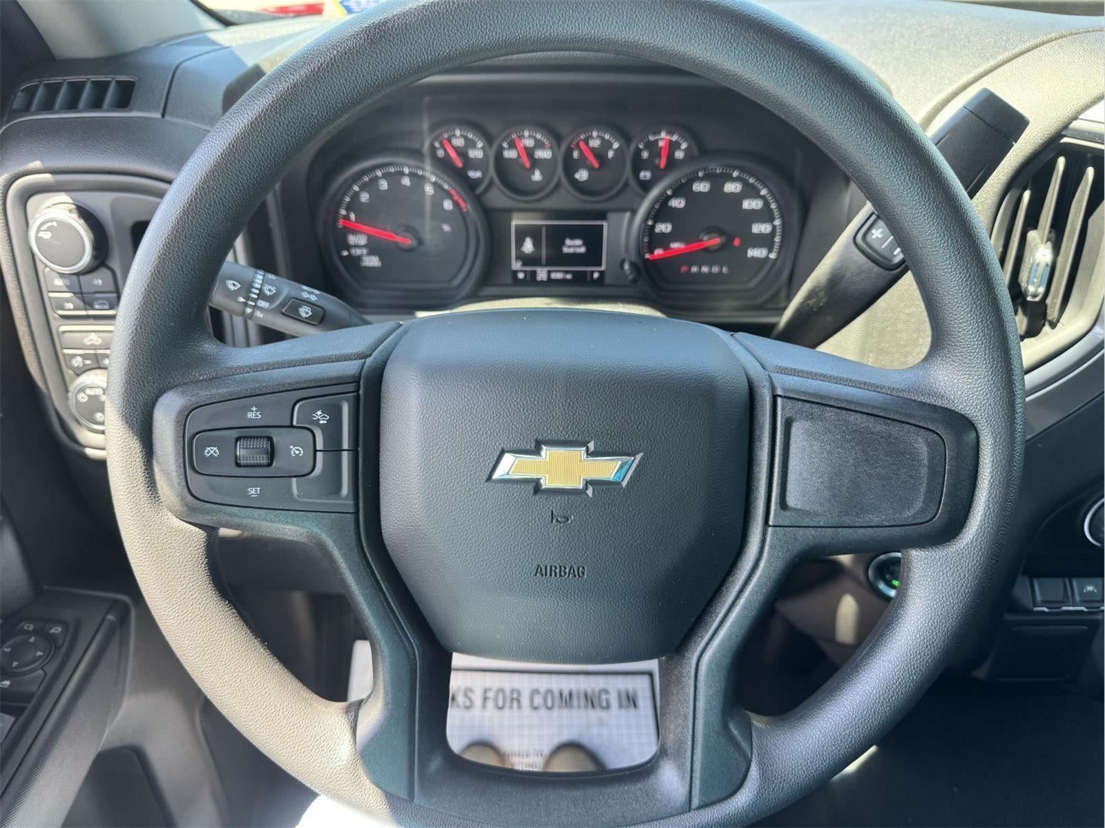 2025 Chevrolet Silverado 1500 Custom