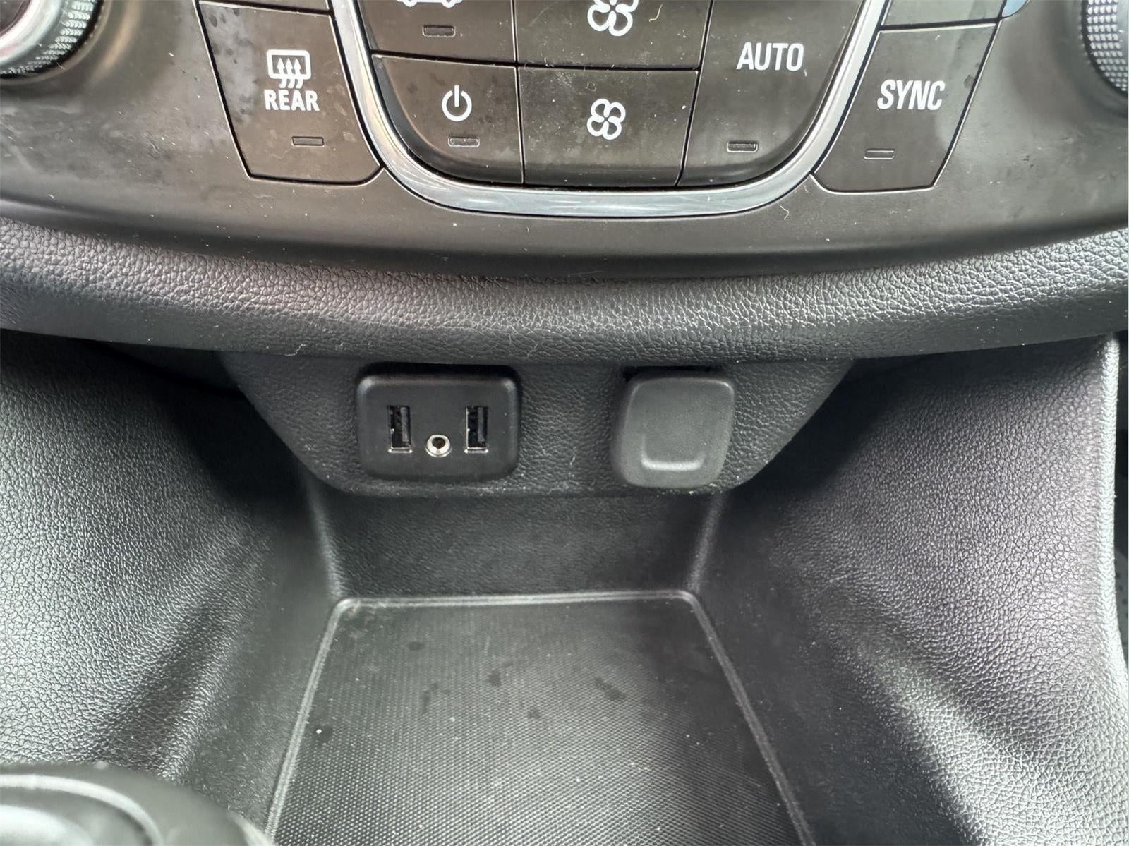 2018 Chevrolet Traverse LS