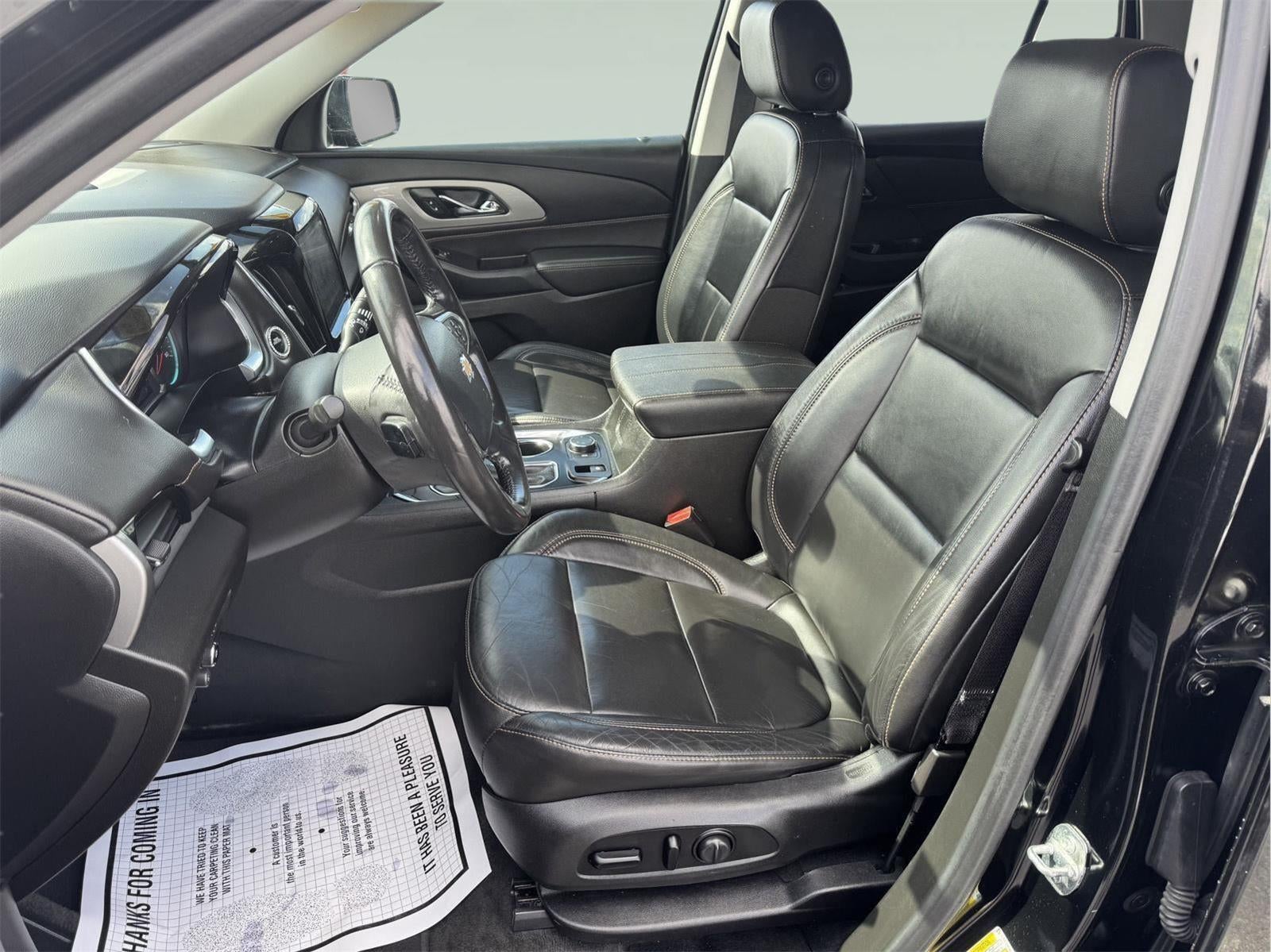 2020 Chevrolet Traverse LT Leather
