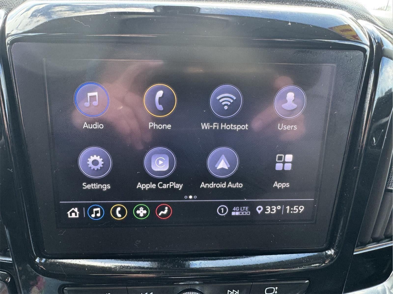 2020 Chevrolet Traverse LT Leather