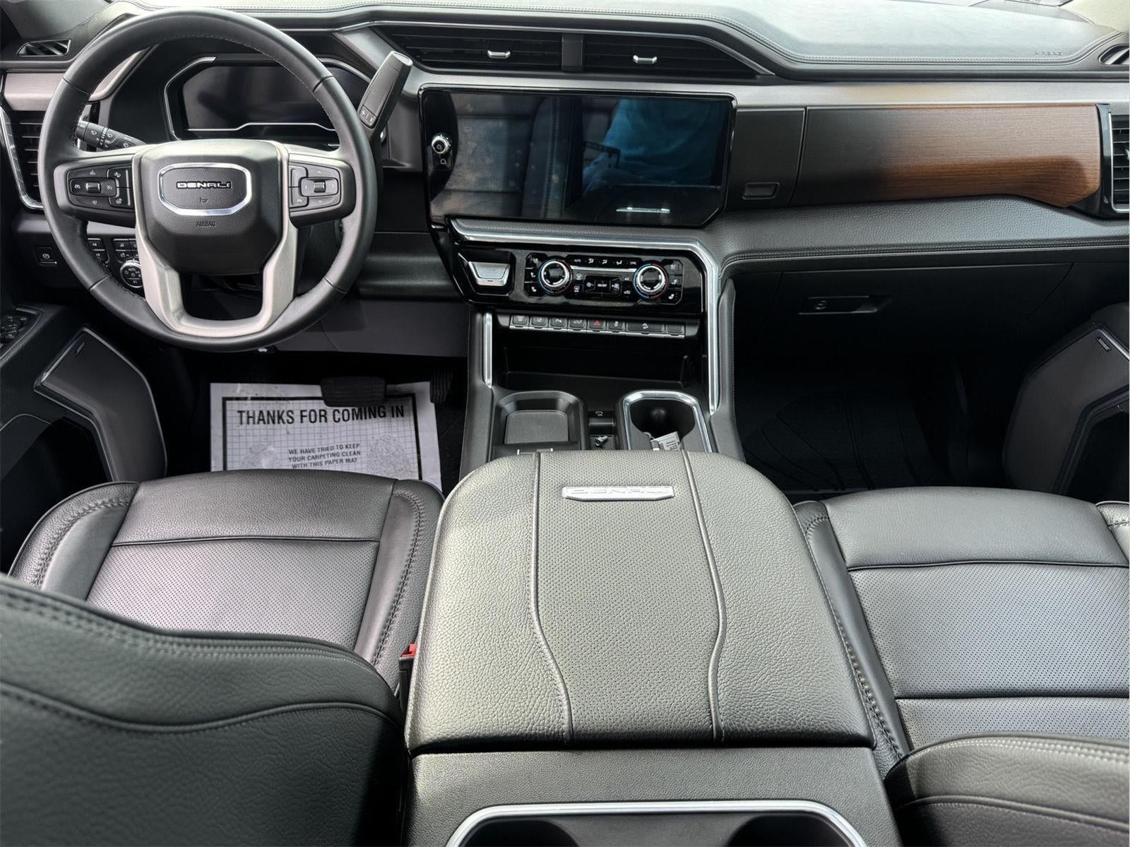 2025 GMC Sierra 2500HD Denali