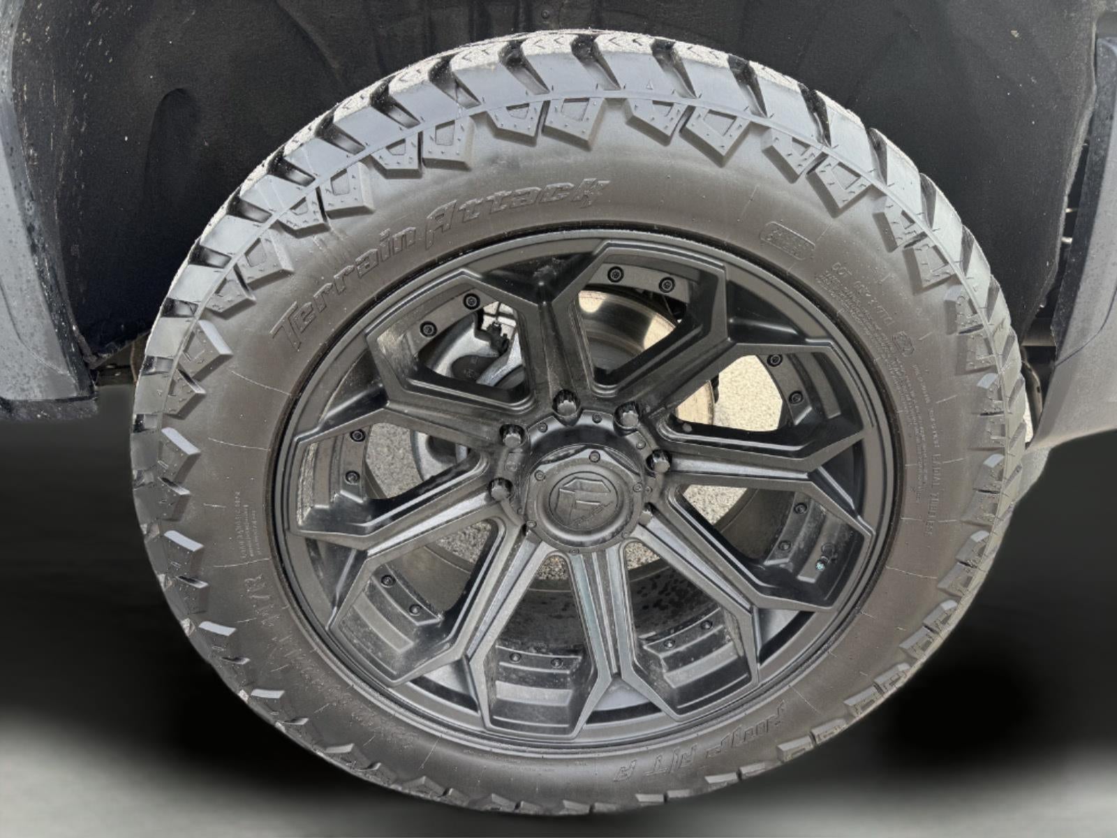 2025 GMC Sierra 2500HD Denali