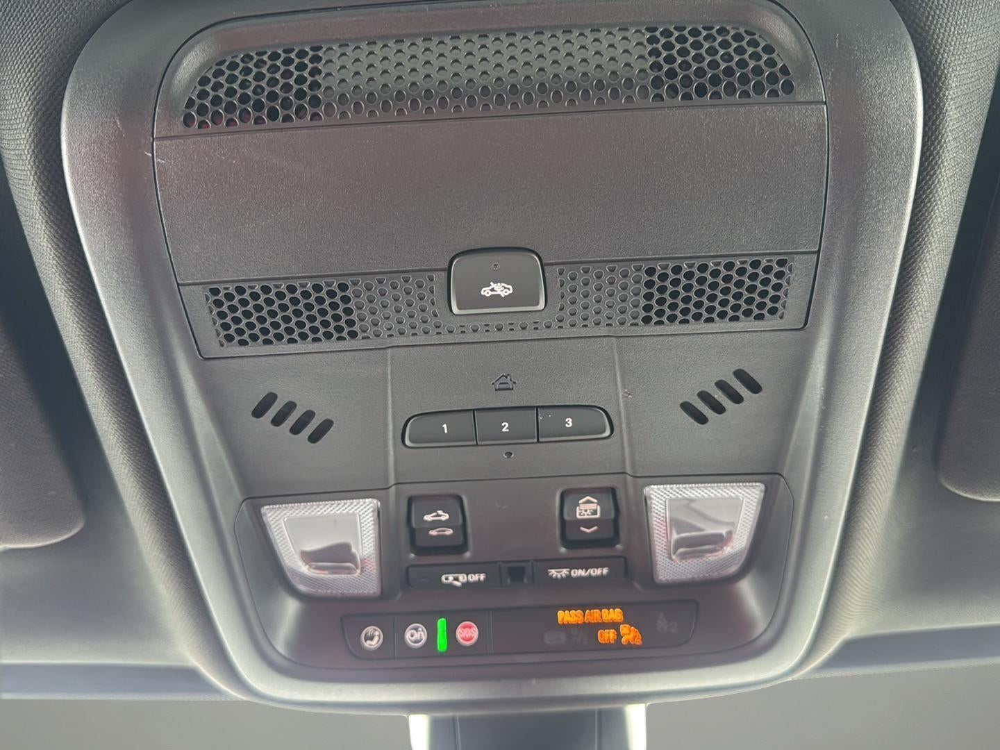 2022 Cadillac XT5 AWD Premium Luxury