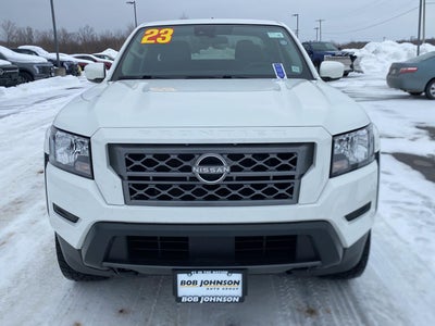 2023 Nissan Frontier SV