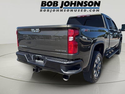 2022 Chevrolet Silverado 2500Hd Custom