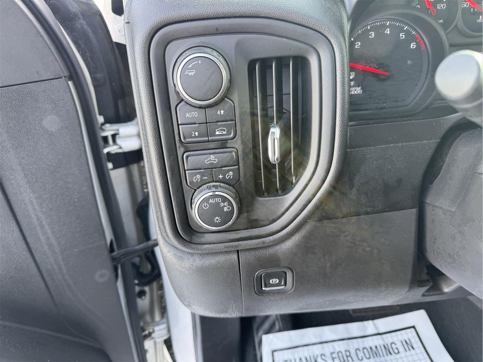 2021 Chevrolet Silverado 1500 Custom