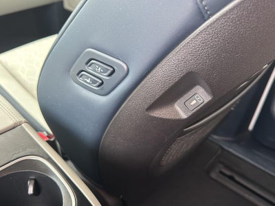 2025 Kia Carnival EX