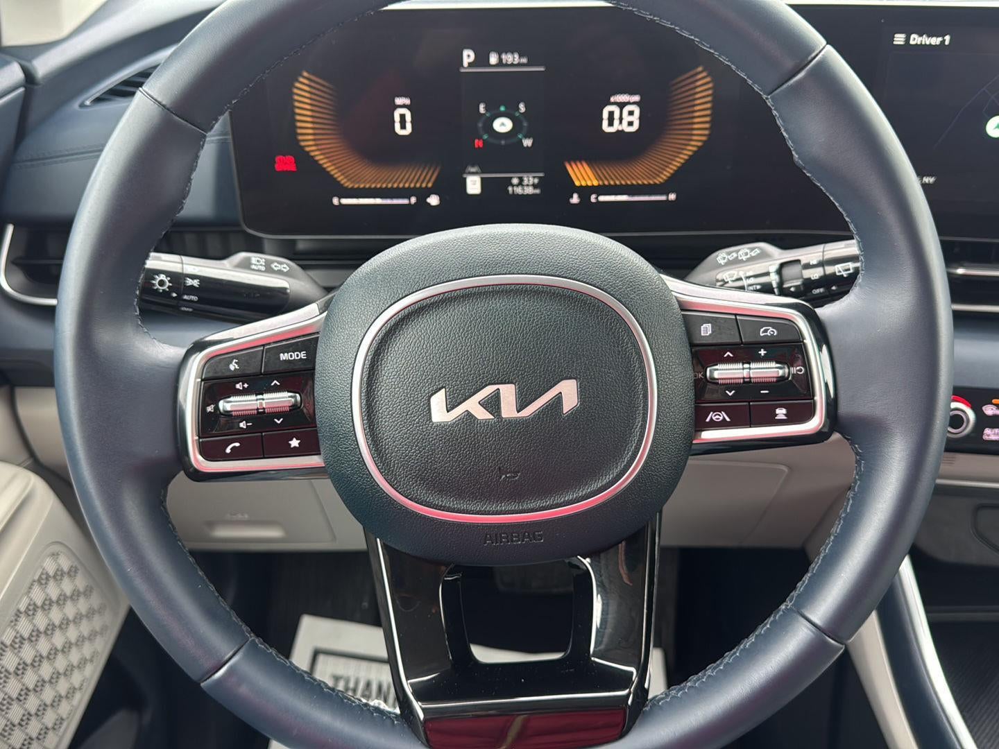 2025 Kia Carnival EX