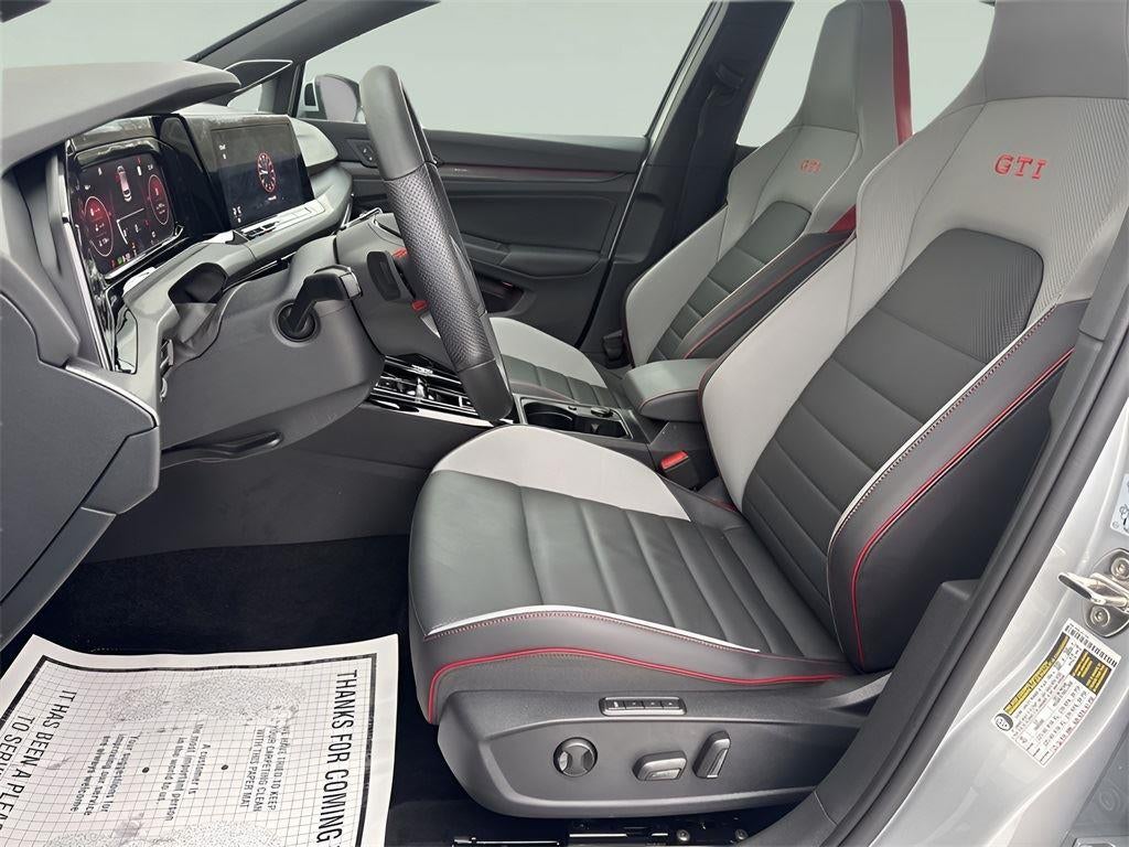 2024 Volkswagen Golf GTI SE