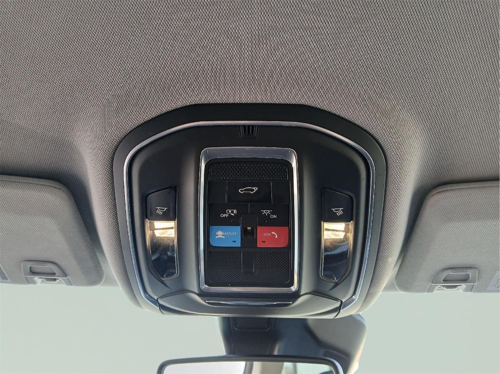 2022 Jeep Grand Cherokee L Laredo