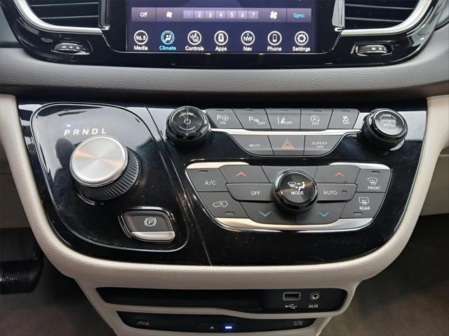 2020 Chrysler Pacifica Touring L Plus