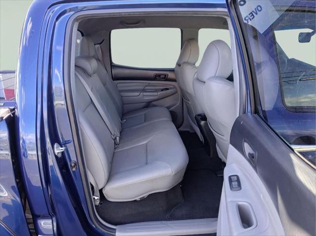 2015 Toyota TACOMA TRUCK