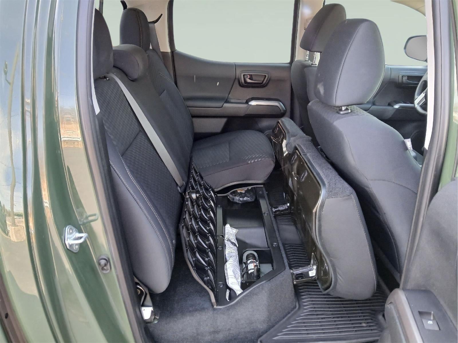 2021 Toyota TACOMA SR5 SR5 V6