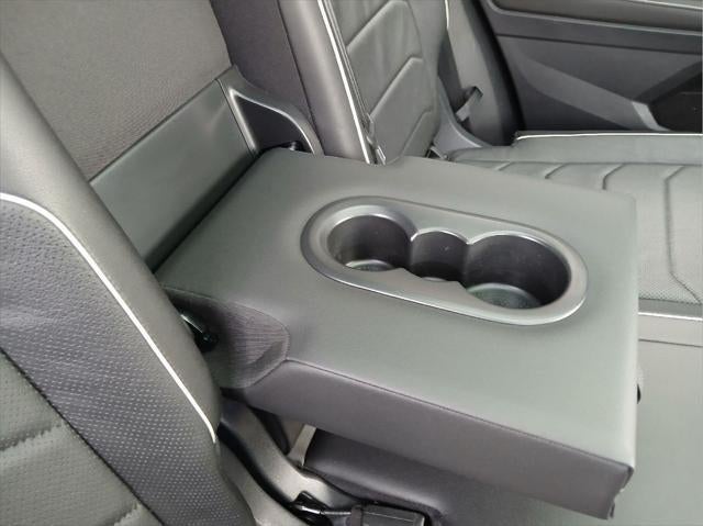 2023 Volkswagen Tiguan SEL R-Line