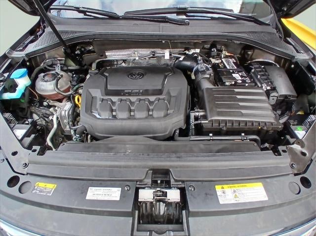 2023 Volkswagen Tiguan SEL R-Line