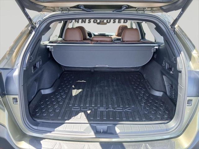 2022 Subaru Outback Touring
