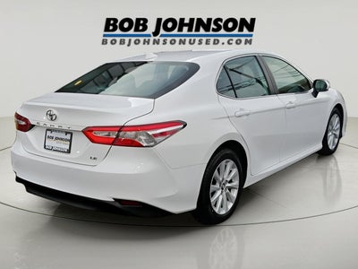 2019 Toyota CAMRY LE