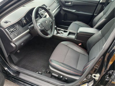 2017 Toyota CAMRY SE