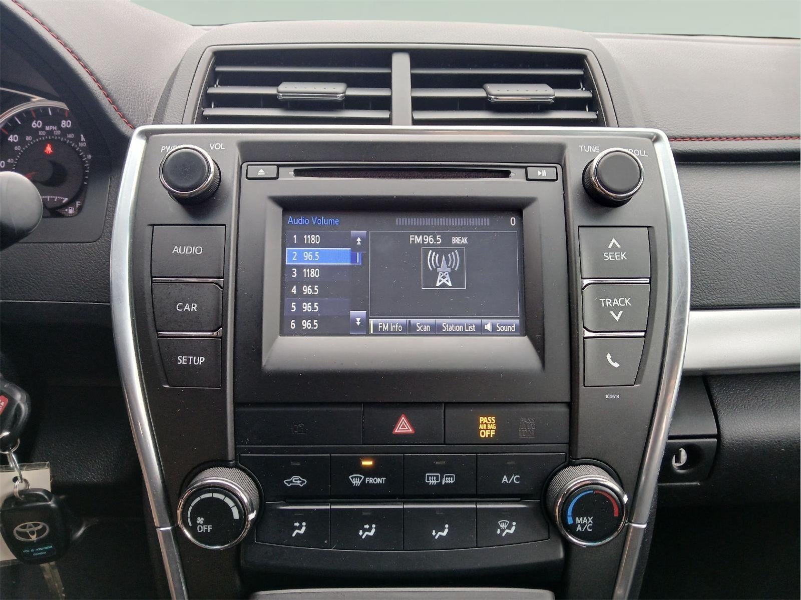 2017 Toyota CAMRY SE