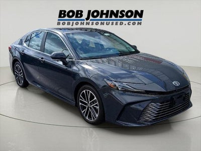 2025 Toyota CAMRY XLE