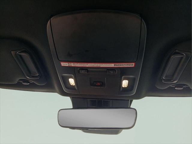 2025 Toyota Camry SE AWD