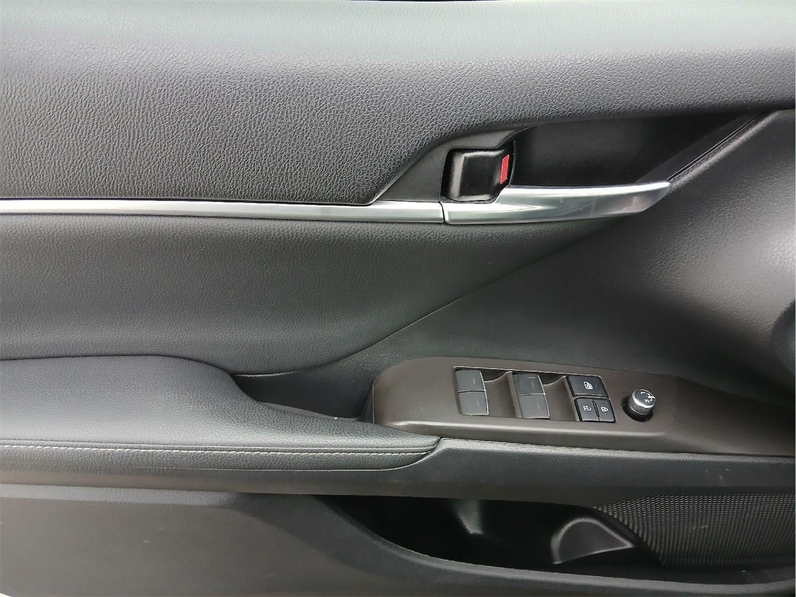 2021 Toyota CAMRY XLE