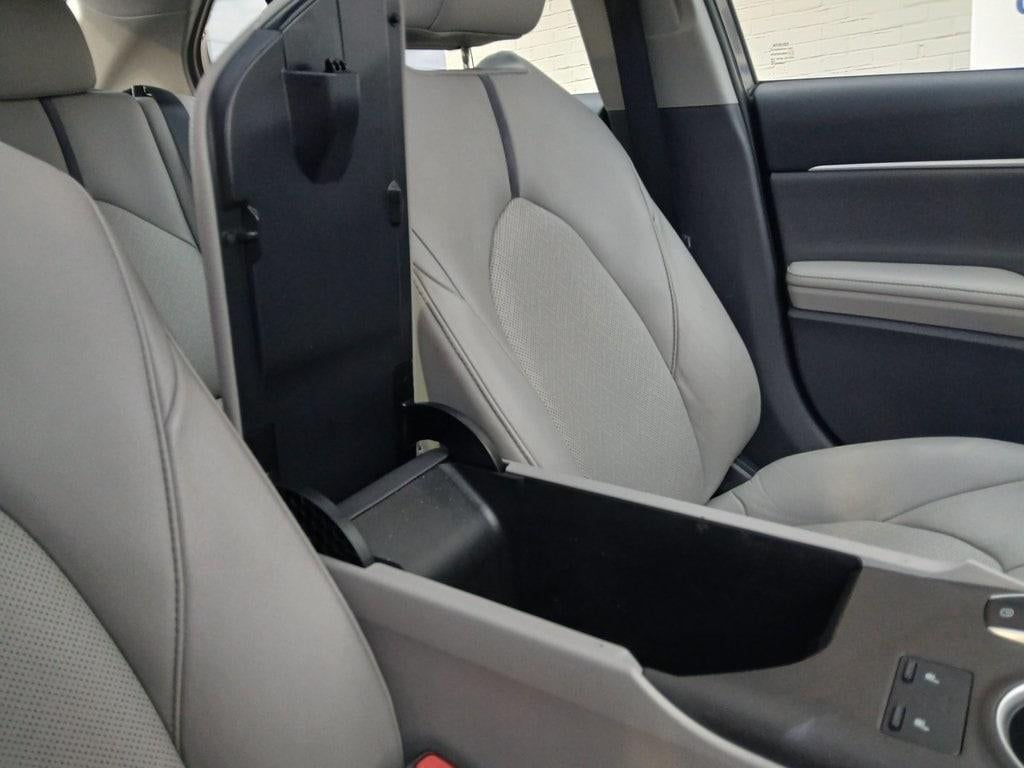 2023 Toyota CAMRY XLE