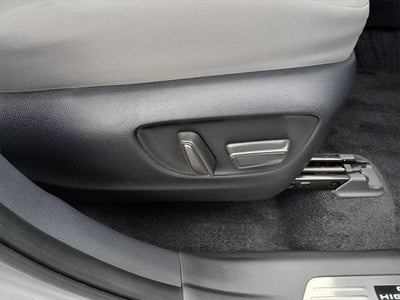 2025 Toyota GRAND HIGHLANDER HEV XLE