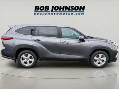 2021 Toyota HIGHLANDER LE