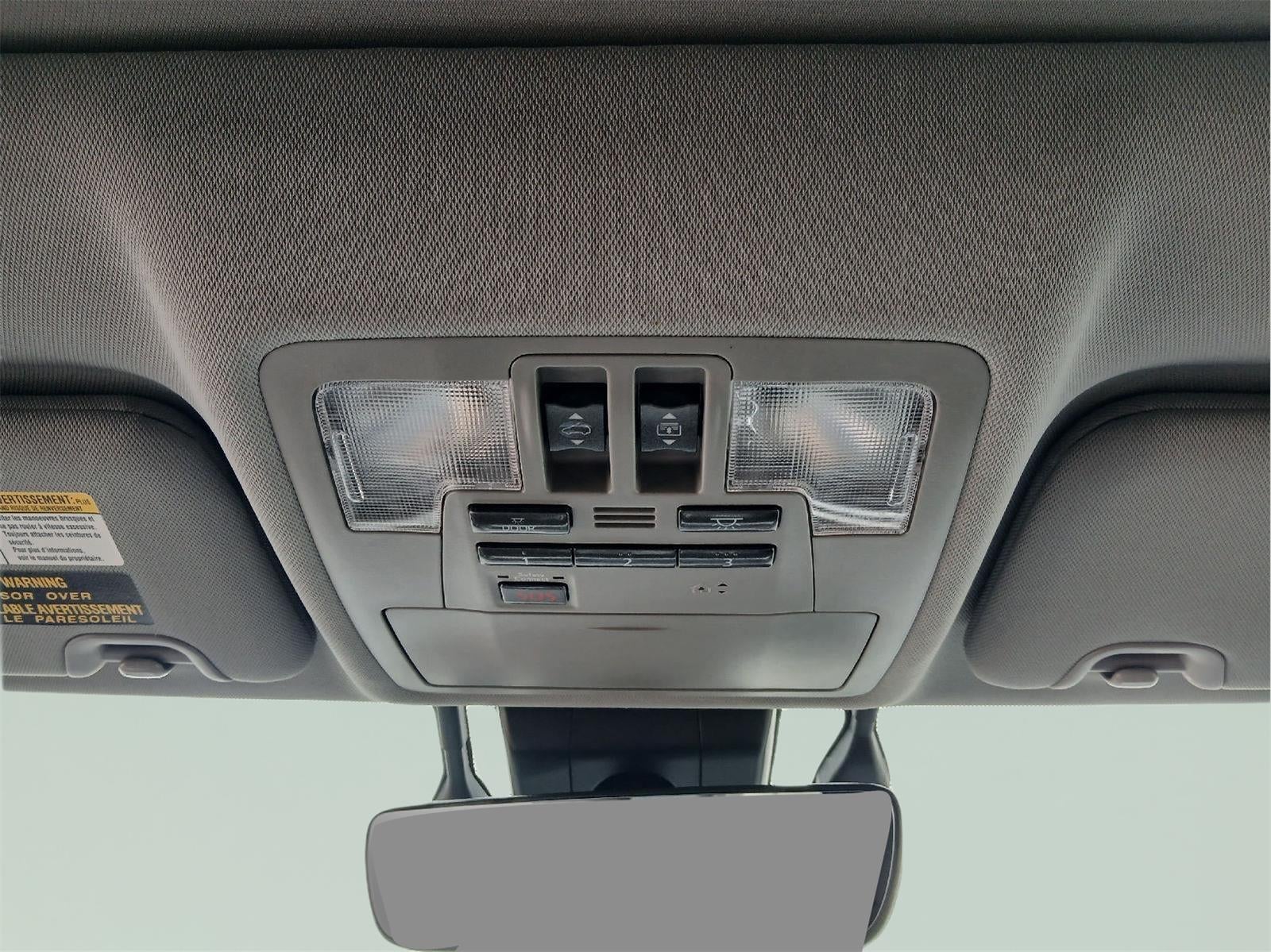 2017 Toyota HIGHLANDER HYBRD Limited Platinum