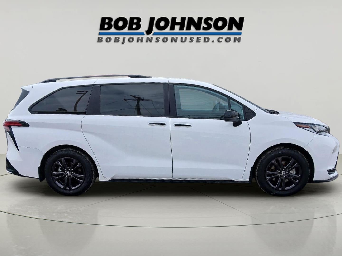 2025 Toyota SIENNA XSE AWD XSE