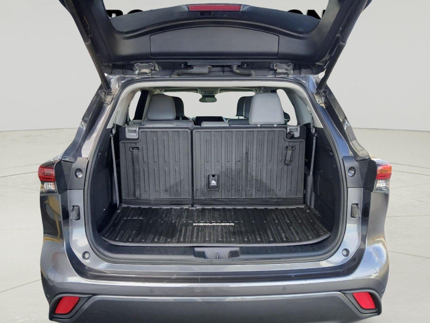 2022 Toyota Highlander Limited