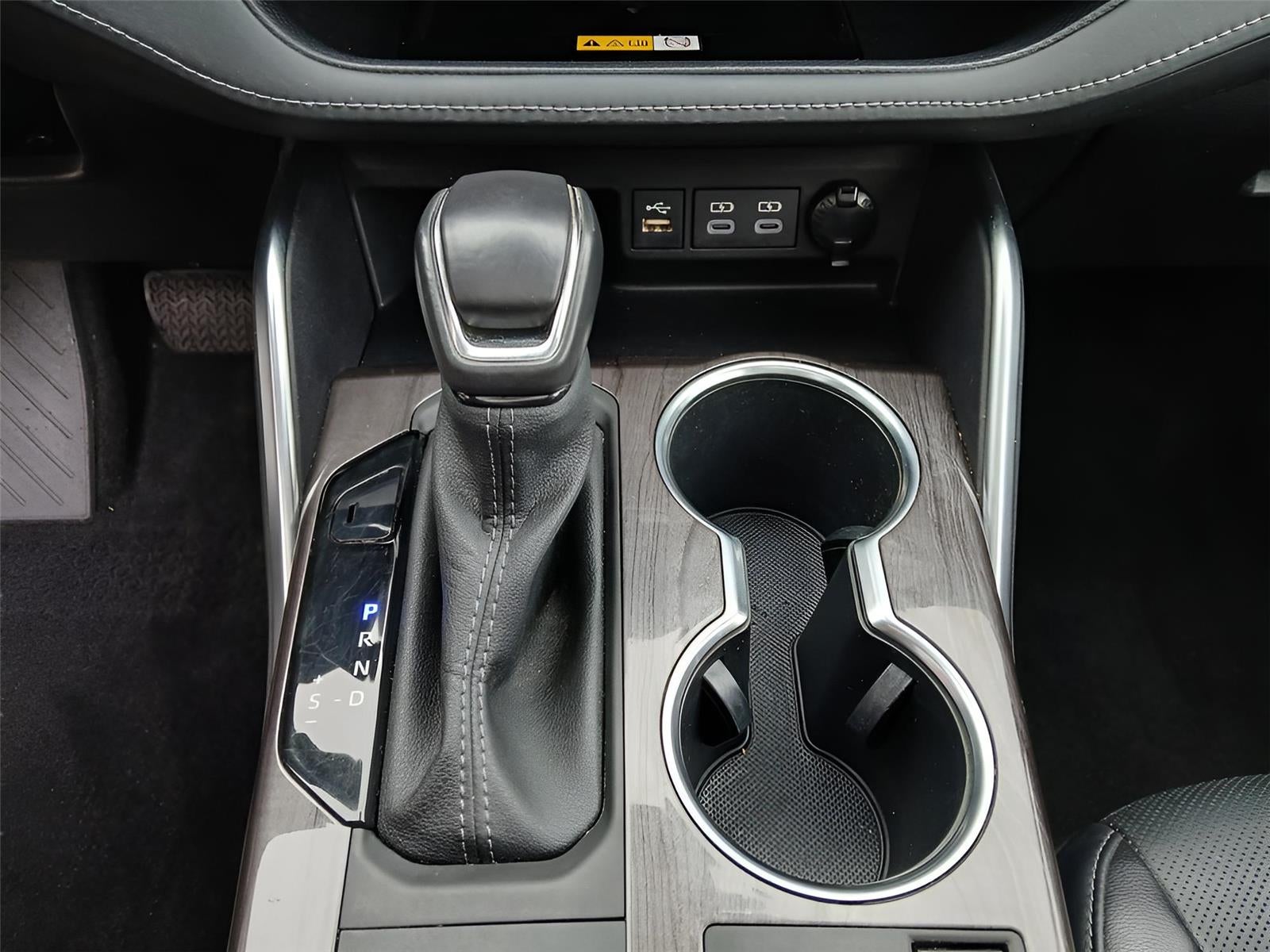 2023 Toyota HIGHLANDER HYBRD Platinum