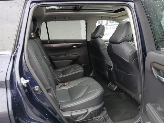 2023 Toyota HIGHLANDER HYBRD Platinum
