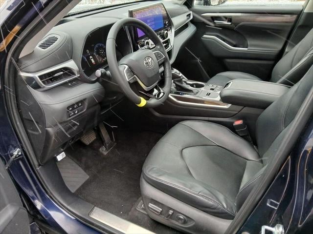 2023 Toyota HIGHLANDER HYBRD Platinum