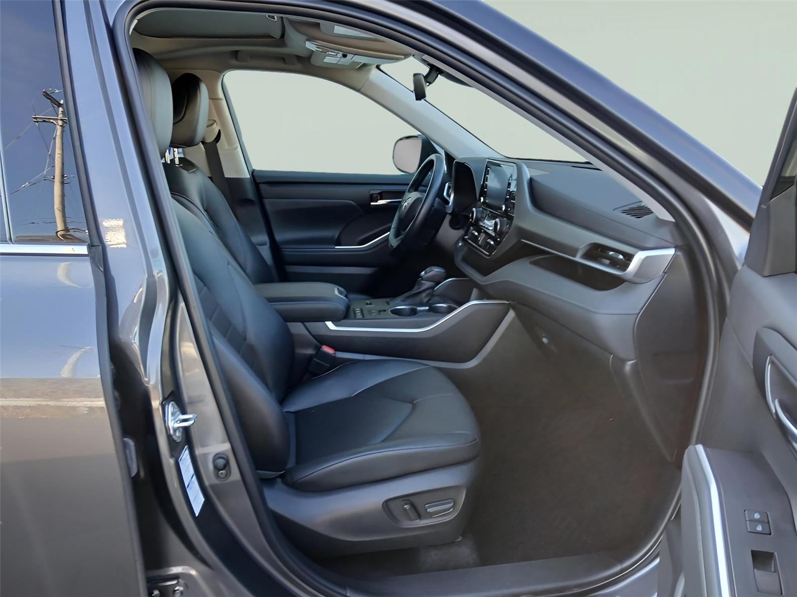 2022 Toyota HIGHLANDER HYBRD XLE