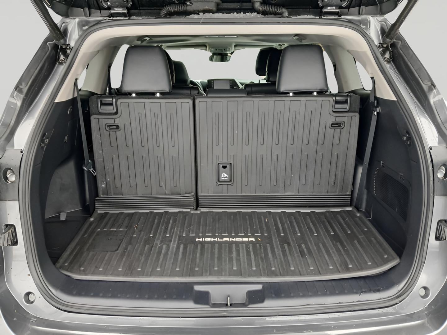 2021 Toyota HIGHLANDER HYBRD XLE