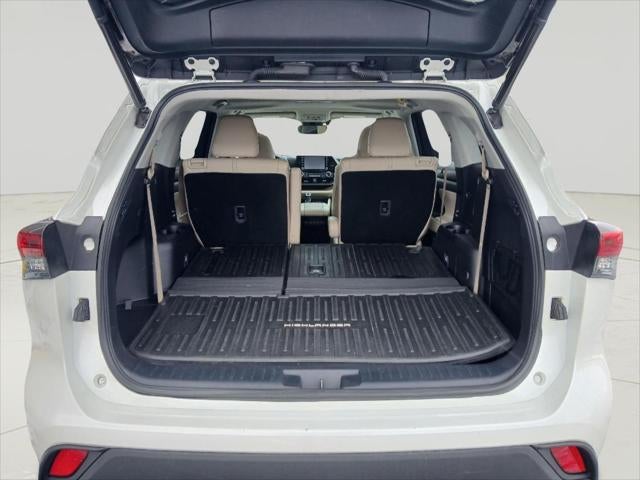 2021 Toyota HIGHLANDER HYBRD XLE