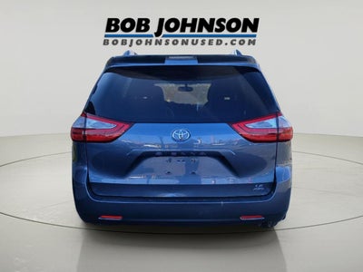 2015 Toyota SIENNA LE 3.5L LE 7-Passenger