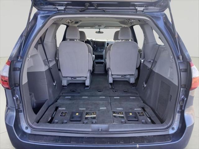 2015 Toyota SIENNA LE 3.5L LE 7-Passenger