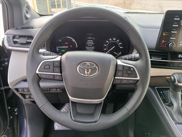 2023 Toyota SIENNA XLE AWD XLE 7-Passenger