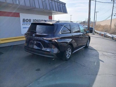 2023 Toyota SIENNA XLE AWD XLE 7-Passenger
