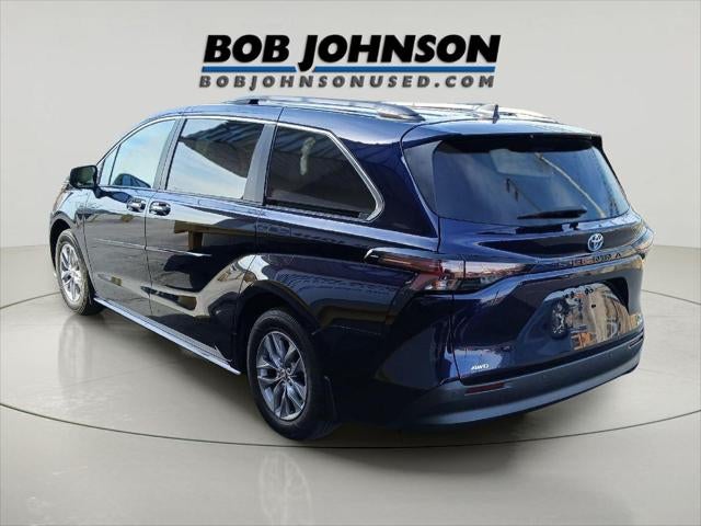 2023 Toyota SIENNA XLE AWD XLE 7-Passenger